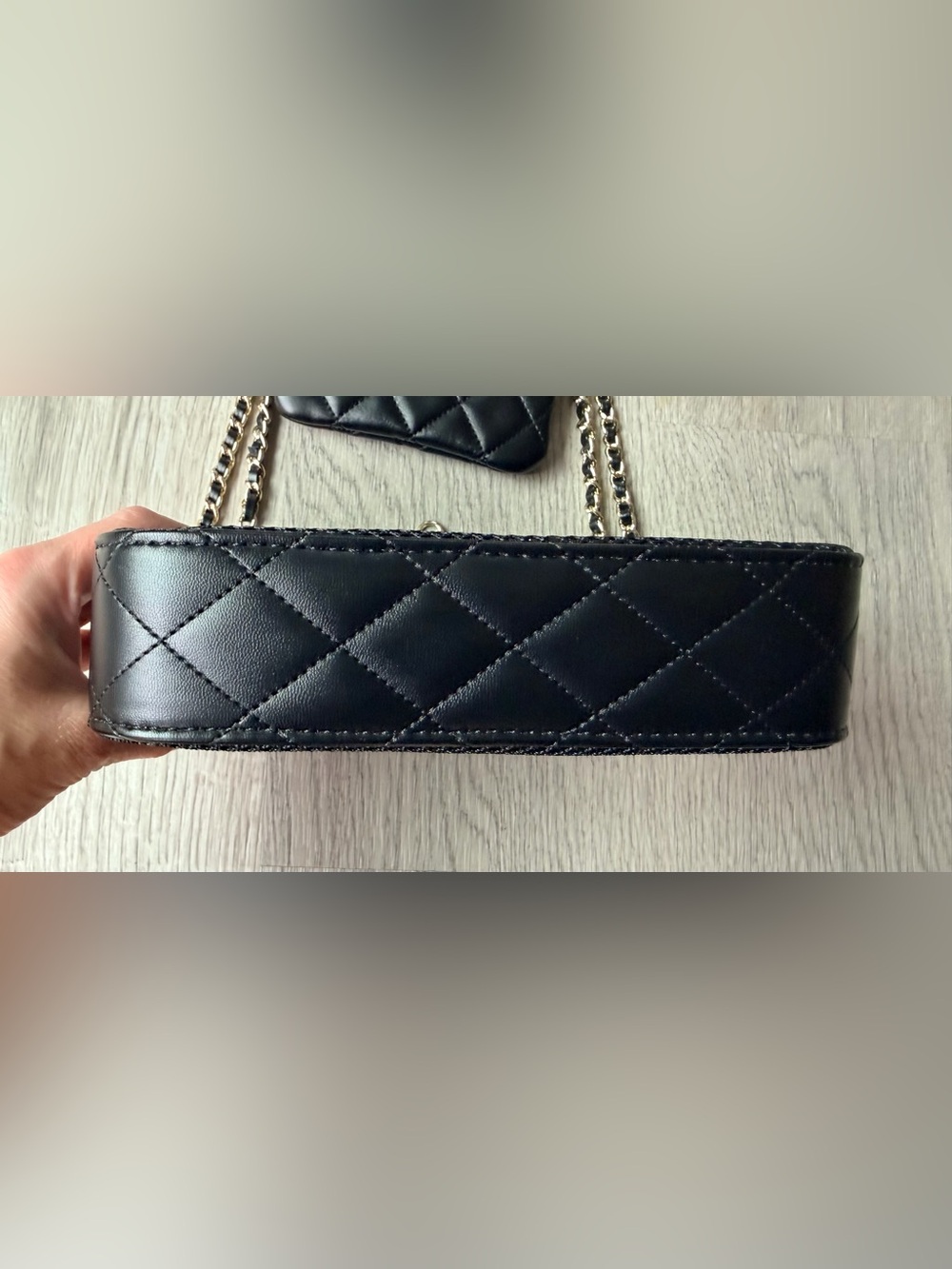 FULL SET New in Box Chanel Makeup Mesh Clutch w Chain in Black Lambskin Leather - Picture 7 of 16